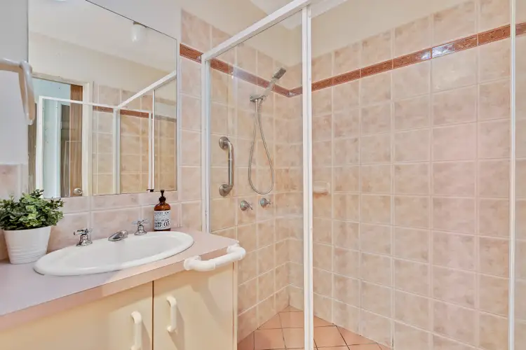 Sixth view of Homely unit listing, 2/96 Beerburrum Street, Battery Hill QLD 4551