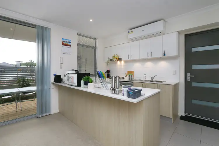 Fourth view of Homely apartment listing, 9/2 Coojong Link, Success WA 6164