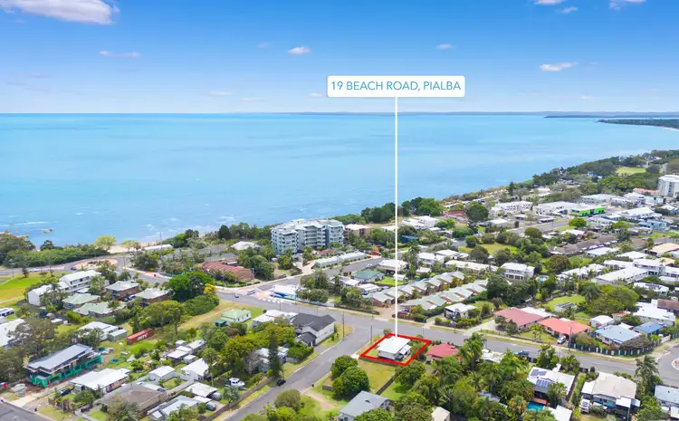 19 Beach Road, Pialba QLD 4655