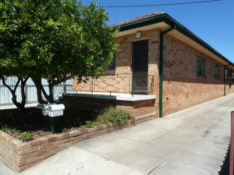 1/441 Macauley Street, Albury NSW 2640