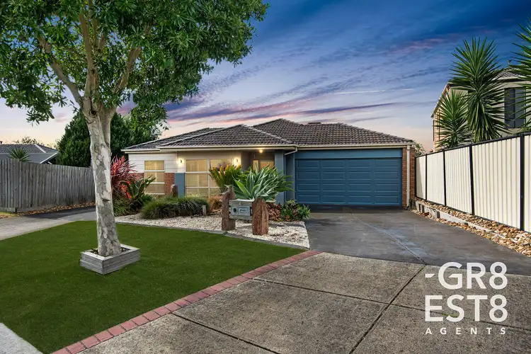 4 Blandford Crescent, Narre Warren South VIC 3805