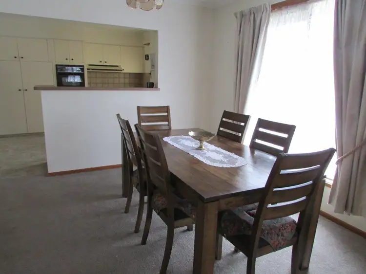 Sixth view of Homely house listing, 7 Elizabeth Avenue, Warracknabeal VIC 3393
