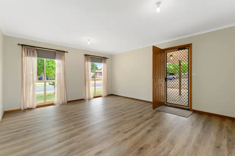 Second view of Homely house listing, 6 Jason Circuit, Wodonga VIC 3690
