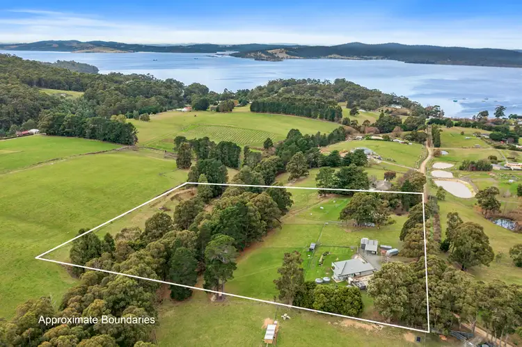 72 Pullens Road, Woodbridge TAS 7162