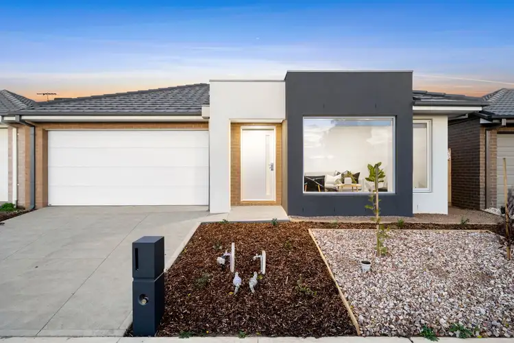 4 Streeton Drive, Mount Duneed VIC 3217