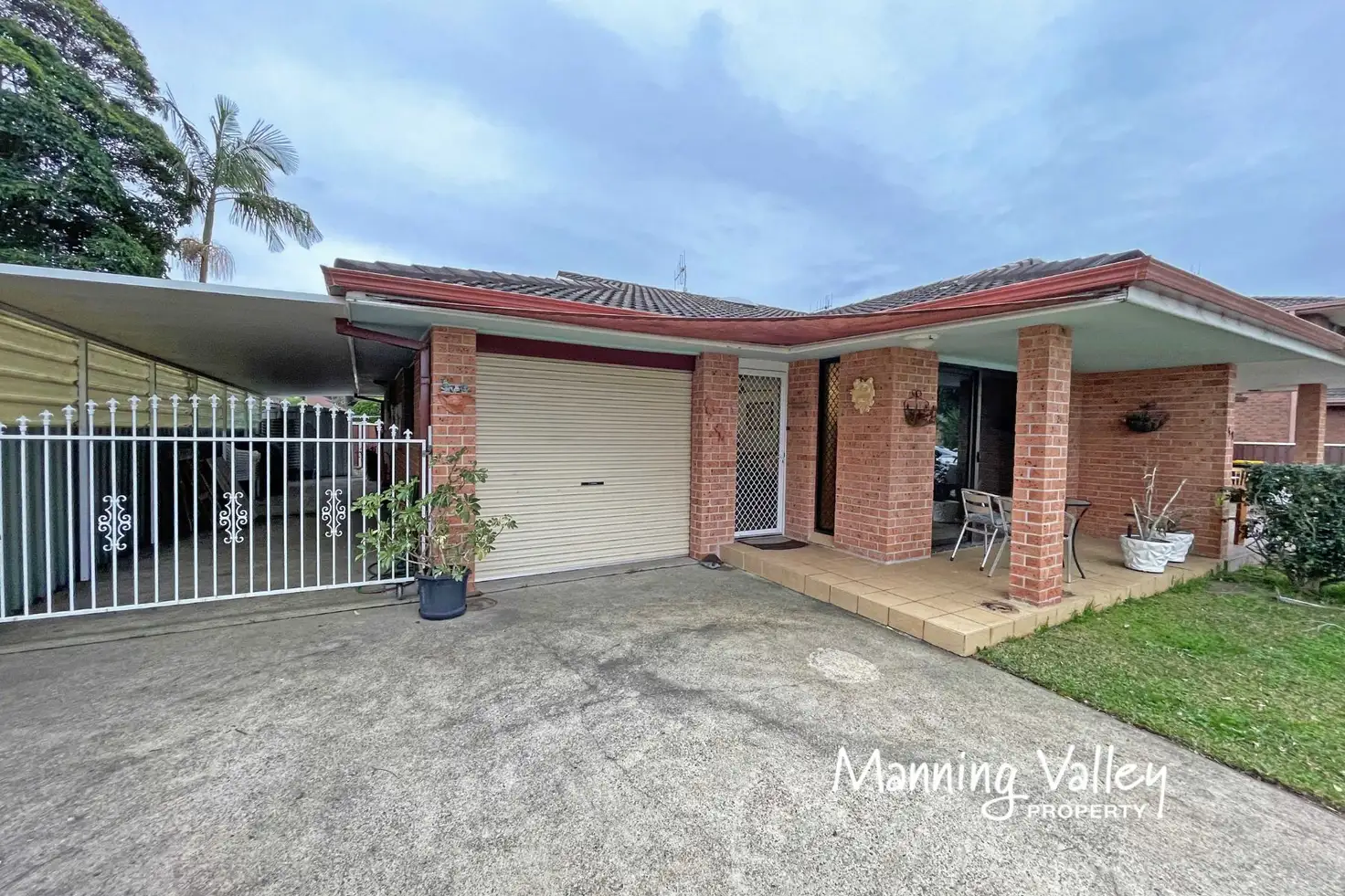Main view of Homely unit listing, 2/53-55 Taree Street, Tuncurry NSW 2428