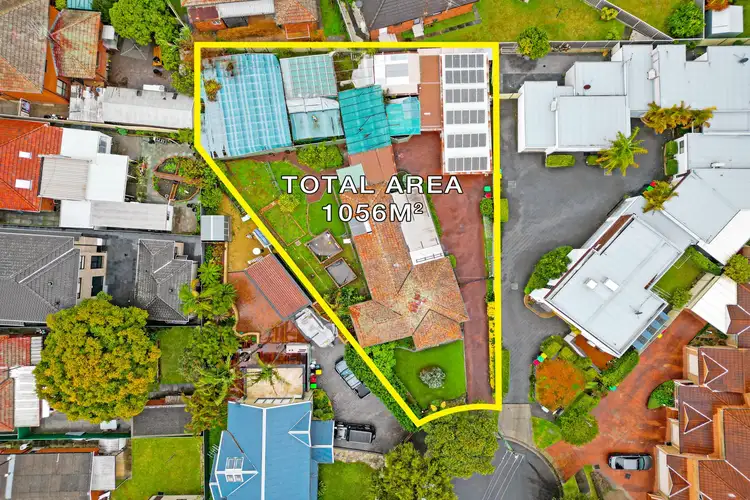 32 HARDY AVENUE, Riverwood NSW 2210