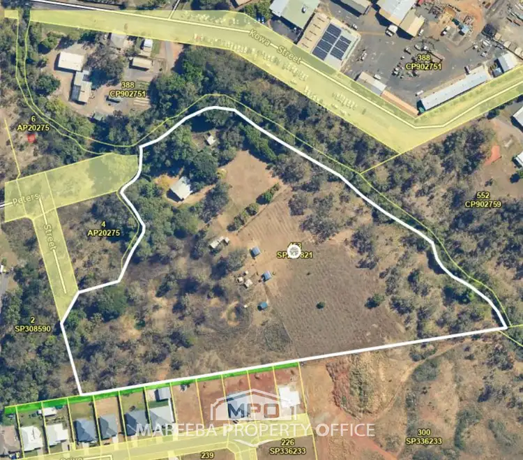 30 Peters Street, Mareeba QLD 4880