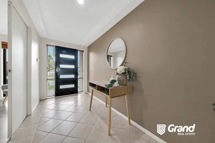 Second view of Homely house listing, 4 Sun Valley Boulevard, Lynbrook VIC 3975