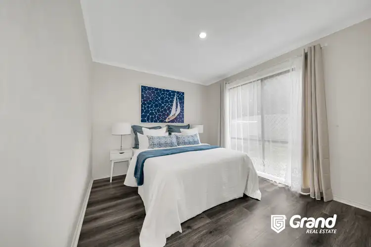 Sixth view of Homely house listing, 4 Sun Valley Boulevard, Lynbrook VIC 3975