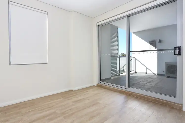 Third view of Homely apartment listing, 203/350 Railway Terrace, Guildford NSW 2161