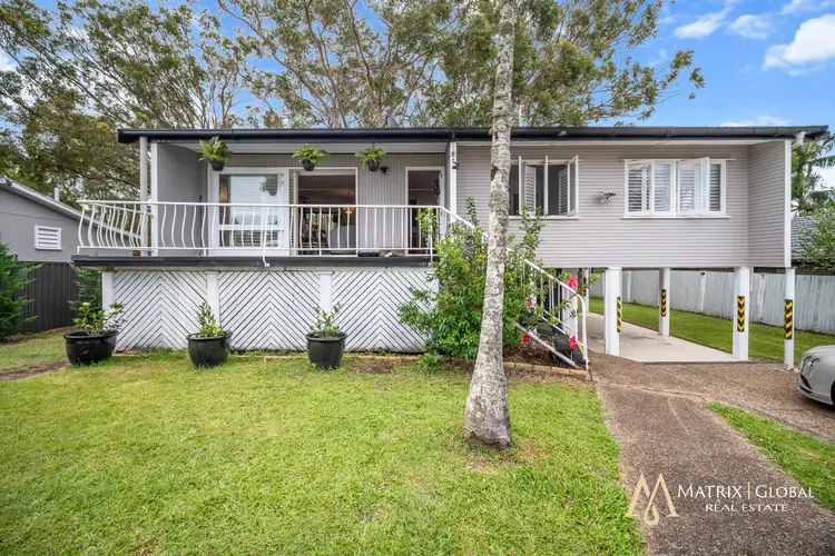 49 Ridgeway Avenue, Southport QLD 4215