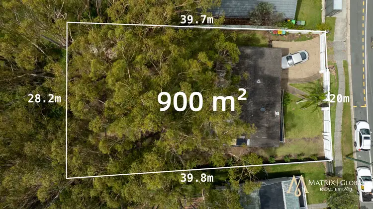 49 Ridgeway Avenue, Southport QLD 4215