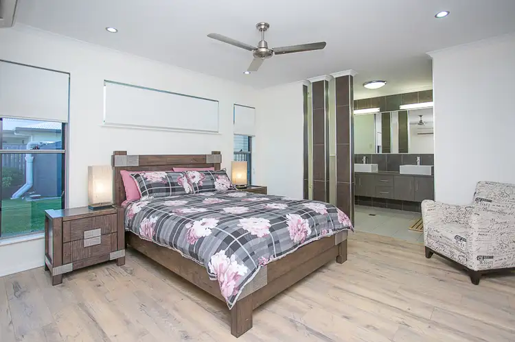 Sixth view of Homely house listing, 1 Roma Court, Beaconsfield QLD 4740