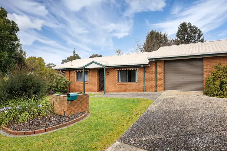 2/4 CHIFLEY STREET, Wodonga VIC 3690