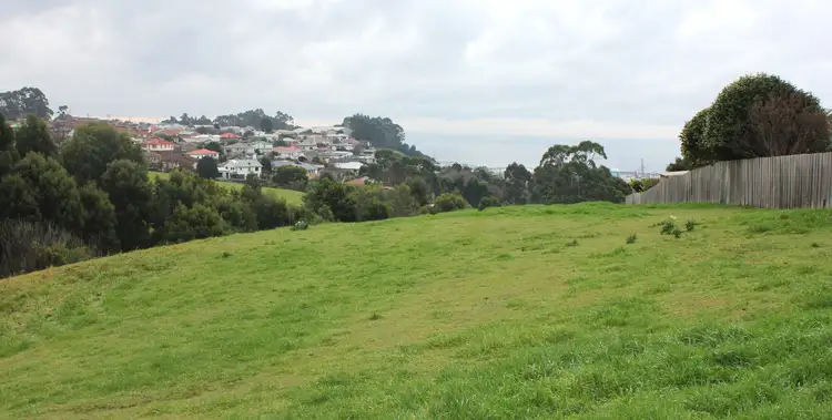 6 Flinders Street, Brooklyn TAS 7320
