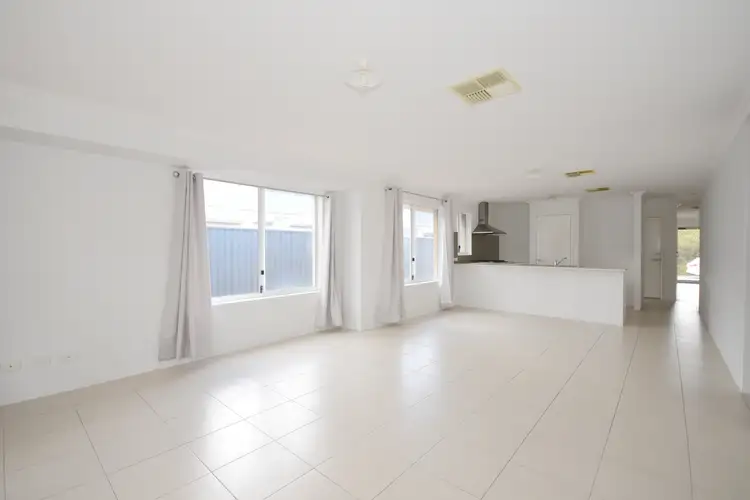 Third view of Homely house listing, 5 Marlberry Lane, Baldivis WA 6171