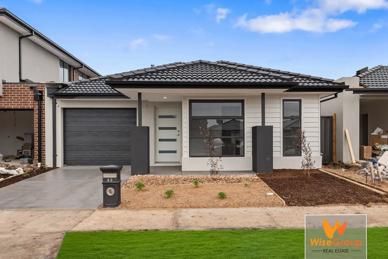 Main view of Homely house listing, 43 Viola Circuit, Clyde VIC 3978