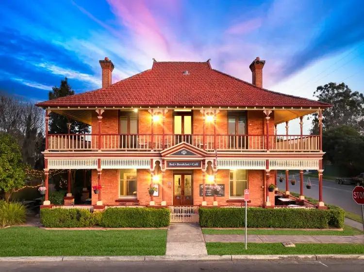 19 King Street, Paterson NSW 2421