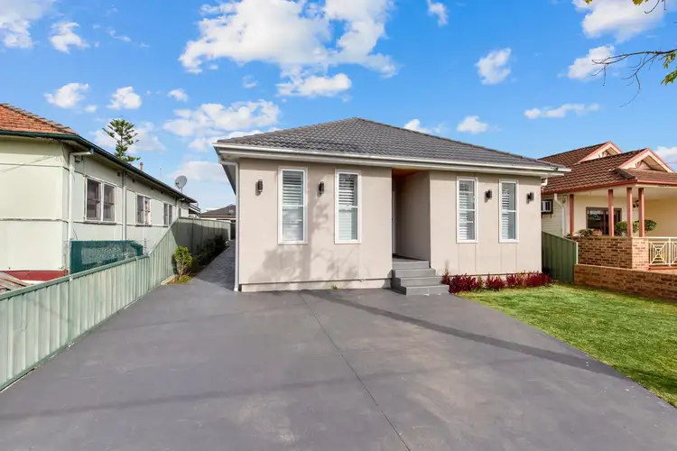 8 Willoughby Street, Guildford NSW 2161