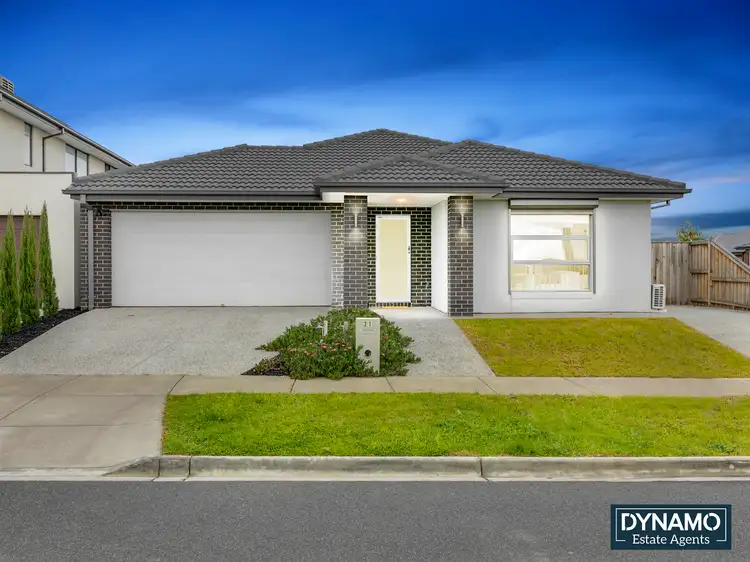 21 Clowes Street, Mickleham VIC 3064