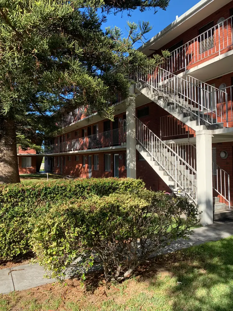 75 Phoenix Road