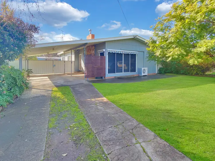 16 Russet Street, Leeton NSW 2705
