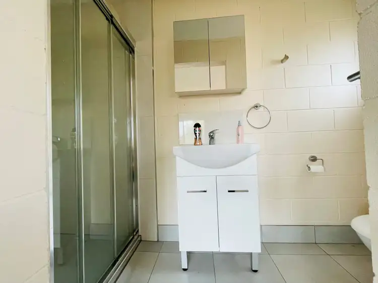 Sixth view of Homely house listing, 5 Bellevue Street, Richmond Hill QLD 4820