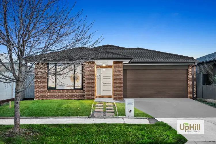 Main view of Homely house listing, 16 Prendergast Avenue, Cranbourne East VIC 3977