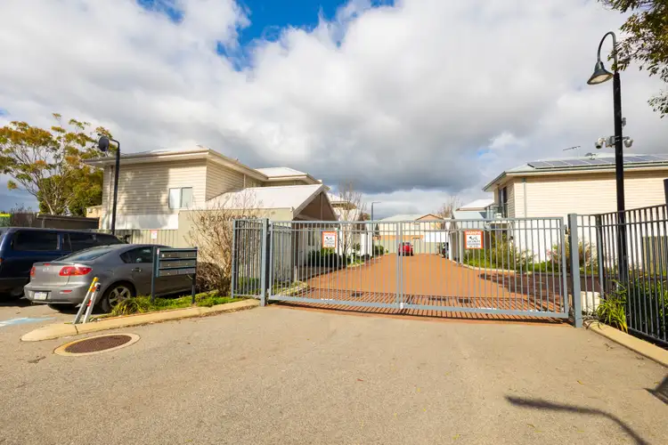 Fourth view of Homely villa listing, 28/12 Davis Road, Kelmscott WA 6111