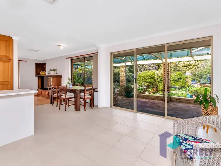 Sixth view of Homely house listing, 2 Powis Way, Warnbro WA 6169