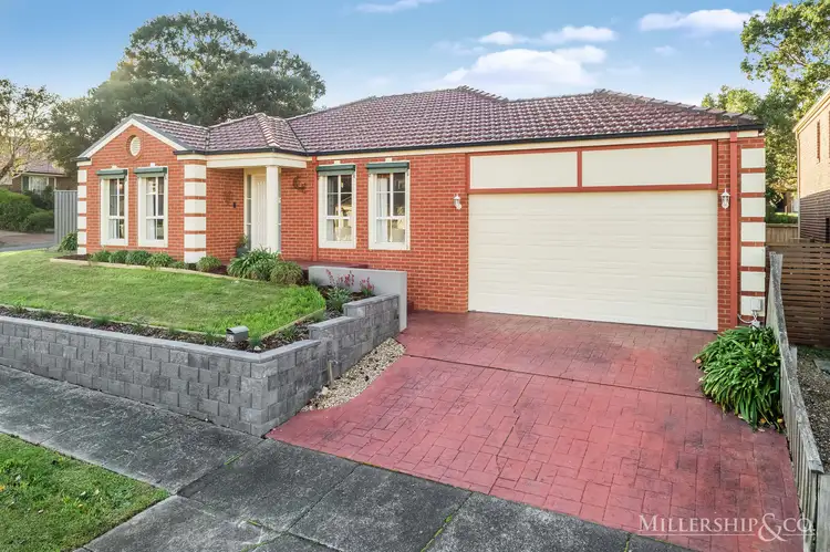 54 Highview Drive, South Morang VIC 3752