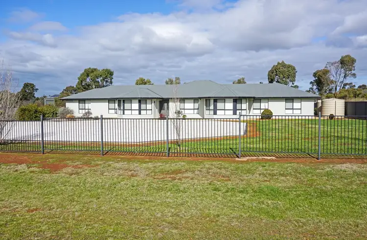 44 Boltes Road, West Wyalong NSW 2671