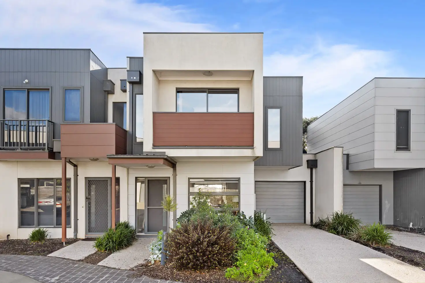 Main view of Homely townhouse listing, 4 Queenie Way, Cranbourne West VIC 3977