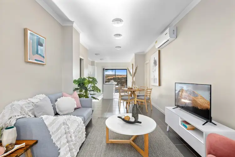 Fifth view of Homely townhouse listing, 4 Queenie Way, Cranbourne West VIC 3977