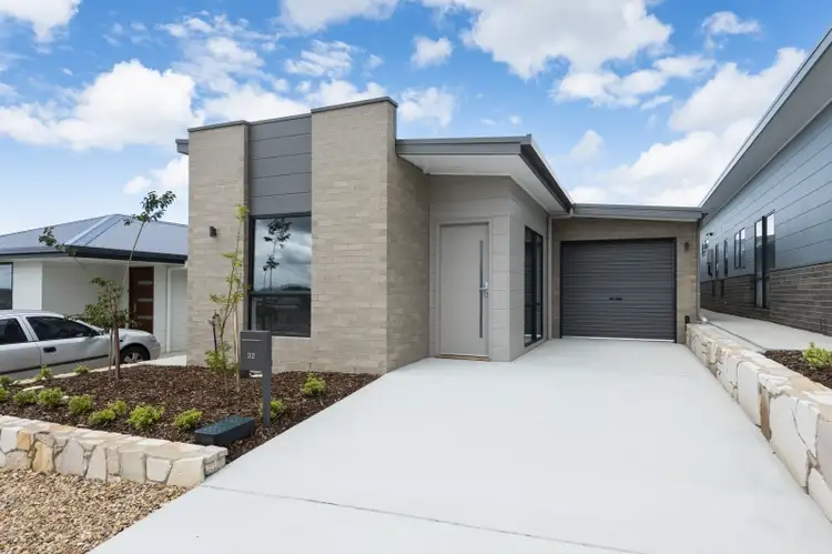 32 Violet Terrace