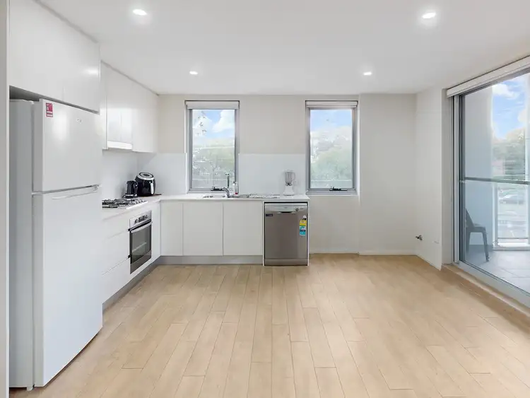 102/350 RAILWAY TERRACE, Guildford NSW 2161