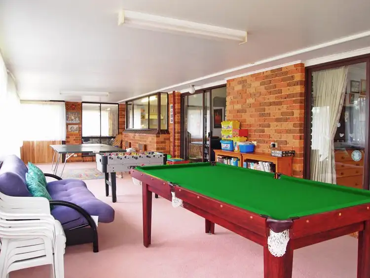 Second view of Homely house listing, 8 HENZE, Claremont Meadows NSW 2747