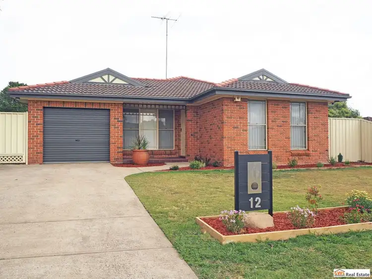 12 Nullaga Way, Claremont Meadows NSW 2747