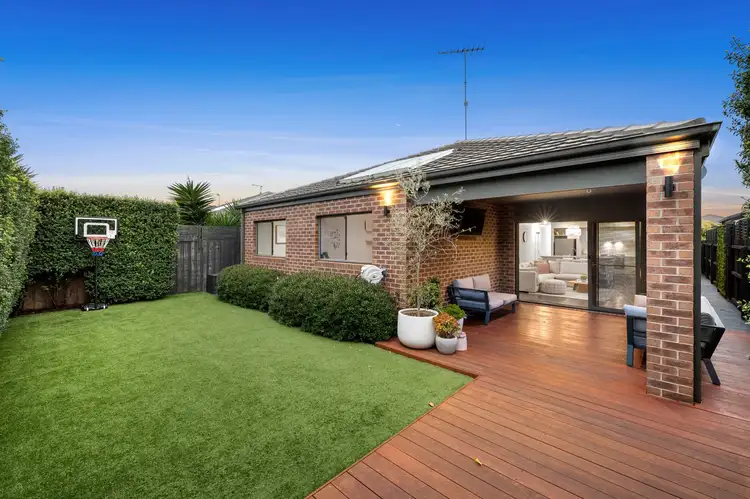 13 Canoe Street, Armstrong Creek VIC 3217