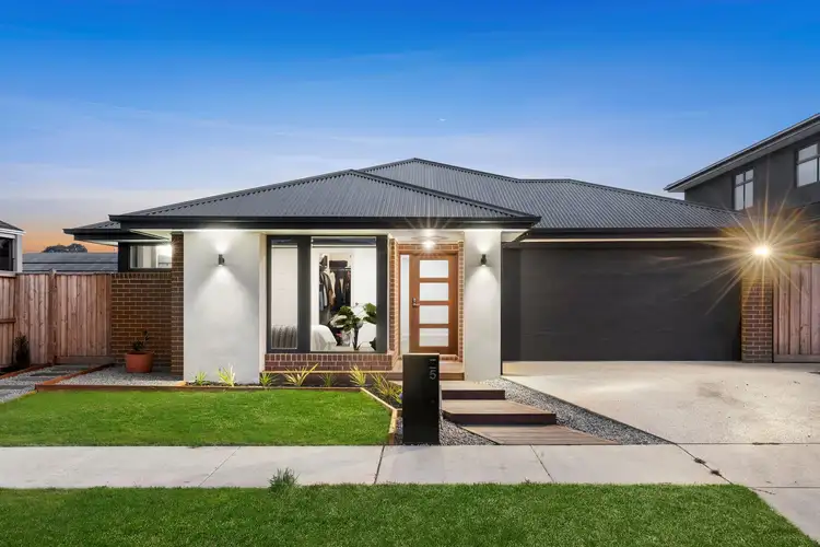 5 Dogwood Street, Mount Duneed VIC 3217