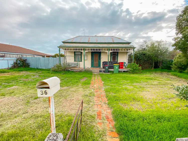36 Park Road, Kerang VIC 3579