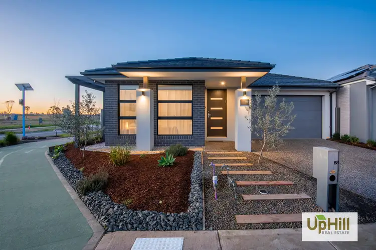 88 Athenaeum Avenue, Clyde North VIC 3978