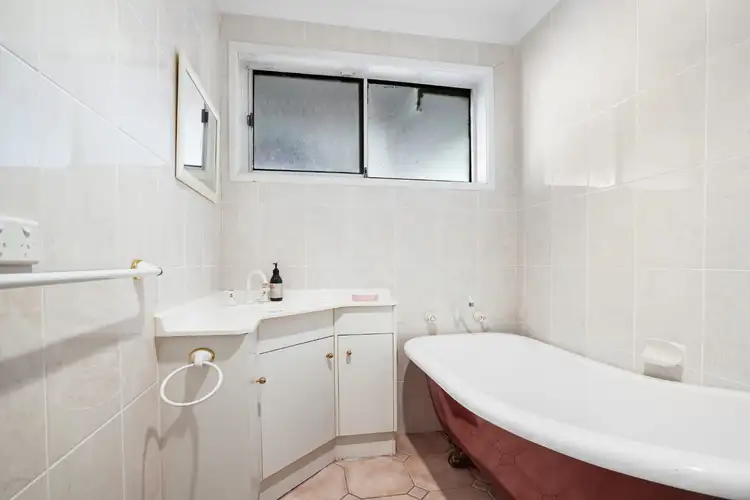 Sixth view of Homely house listing, 31 Twickenham Avenue, Cambridge Park NSW 2747