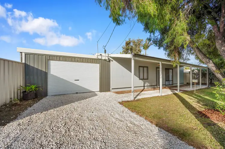 1 Plymouth Street, Aldinga Beach SA 5173