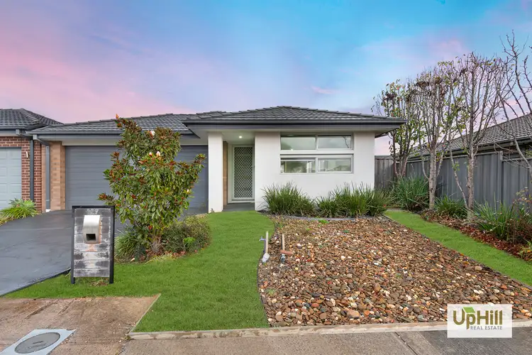 129 Everlasting Boulevard, Cranbourne West VIC 3977