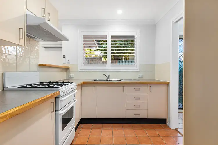 Fifth view of Homely villa listing, 6/653-655 Main Road, Edgeworth NSW 2285