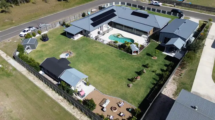 2 Periwinkle Crescent, Toogoom QLD 4655
