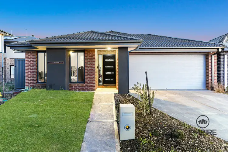 6 Aegean Street, Clyde North VIC 3978