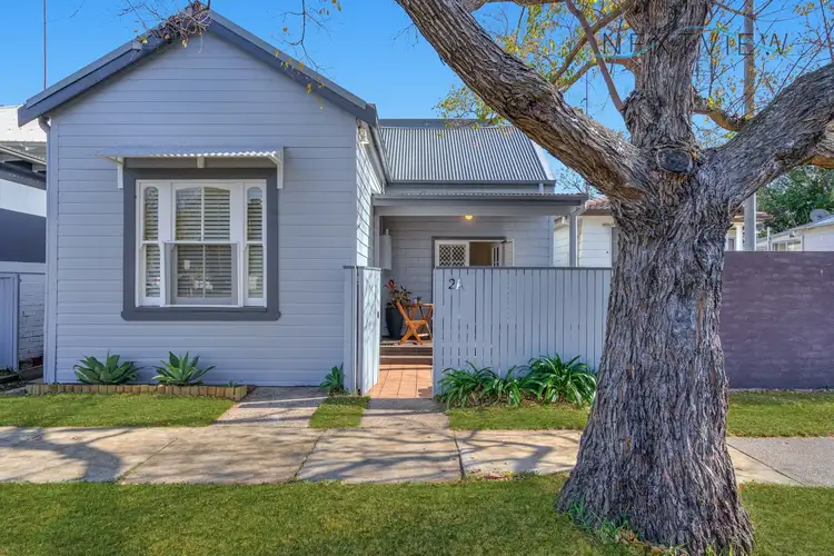 2a Sheddon St, Islington NSW 2296